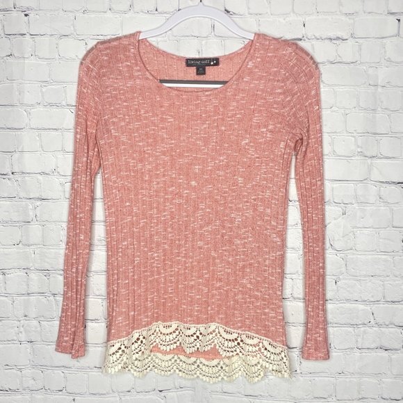 Living Doll Size XS Lightweight Pink Knit Scoop Neck Top Off White Lace Trim - Picture 3 of 9